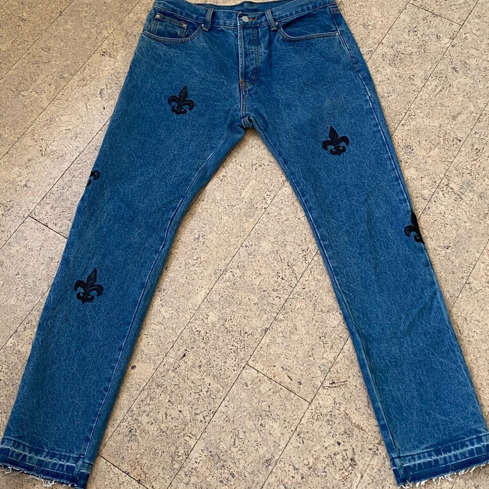 MNML Fleur De-Lis Jeans